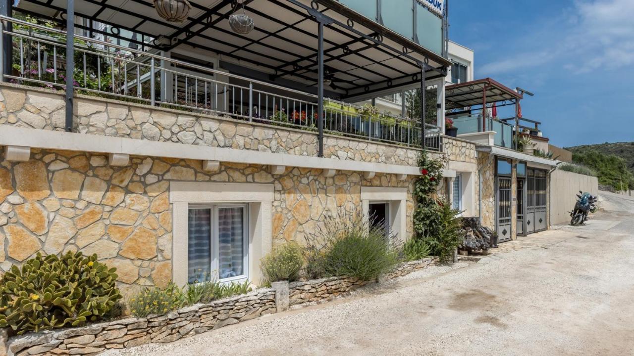Apartments Katarina Trogir Exterior foto