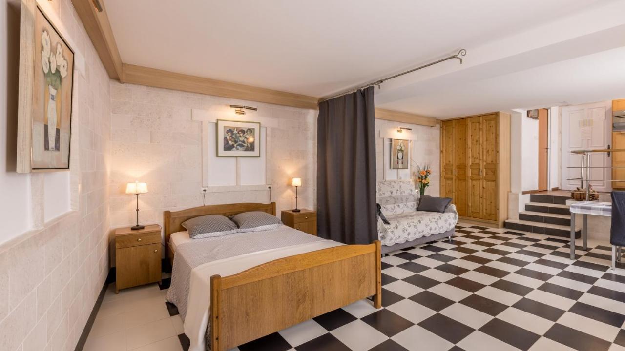 Apartments Katarina Trogir Exterior foto